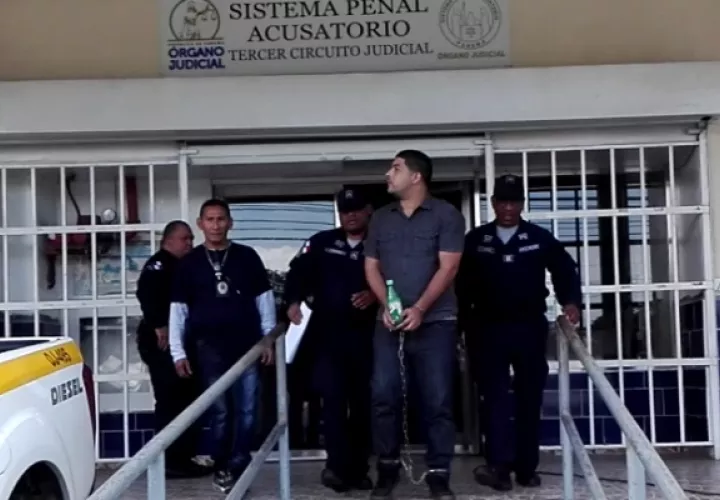 Víctor Daniel Domínguez atropelló a la agente Marianela Lasso Chin en La Chorrera. 