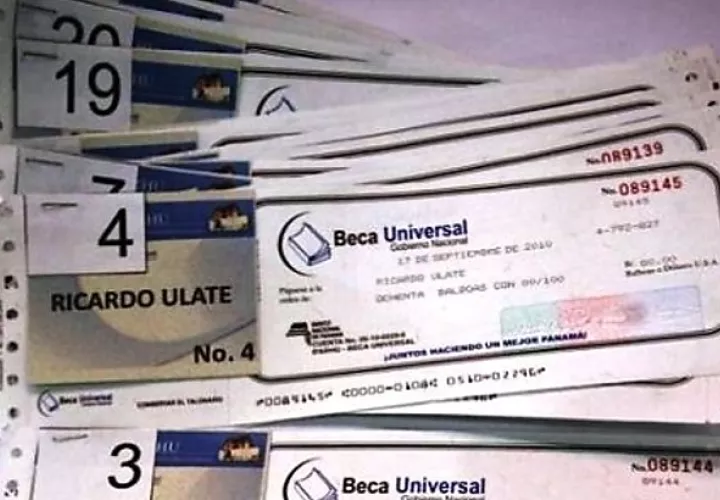 Pago de Beca Universal. 