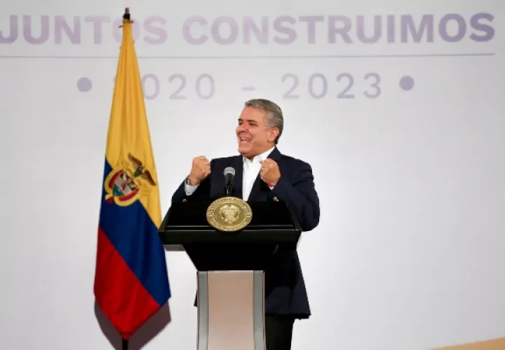 El presidente colombiano Iván Duque convocó a todos los sectores a la mesa de negociación. FOTO/AP