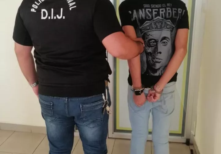 El joven admitió que él le tocó las nalgas a varias mujeres y que subió los videos a las redes sociales.