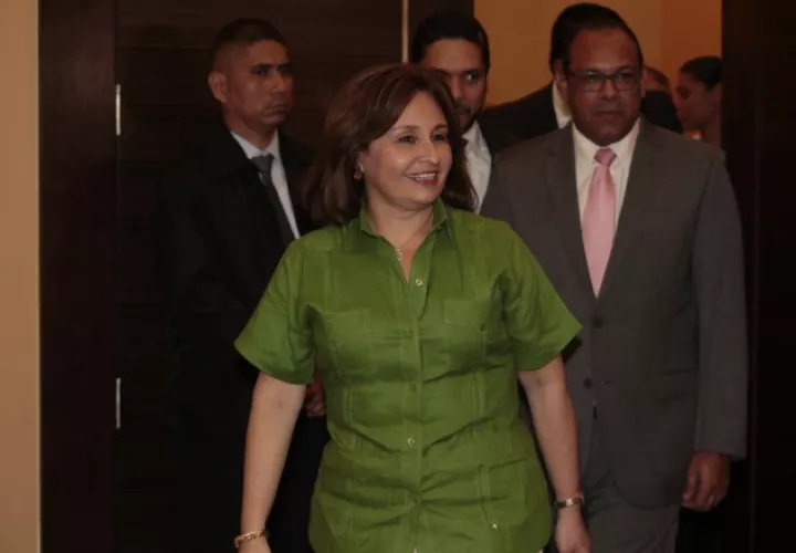 La procuradora Kenia Porcell ha sido cuestionada por su manejo parcializado en el cargo.