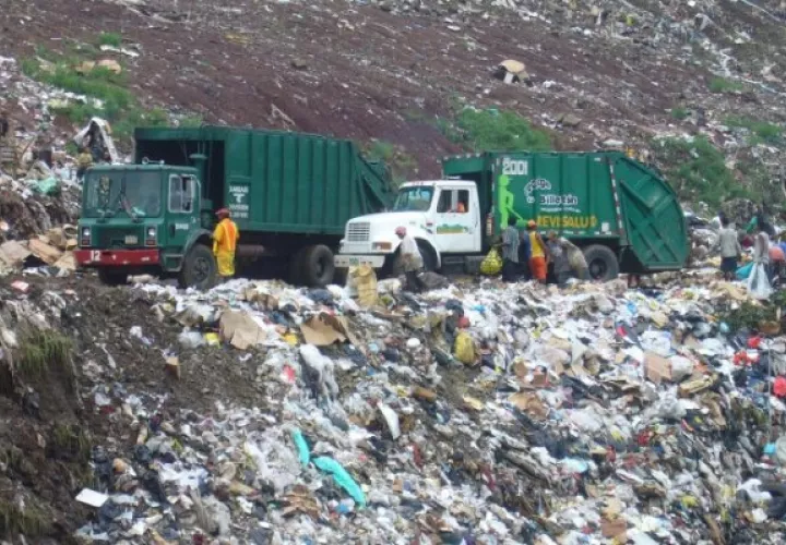 “Patacón es todo lo que no debería ser un relleno sanitario”, comenta el ingeniero ambiental Hernández, “es una bomba de tiempo”.Foto: Archivo.