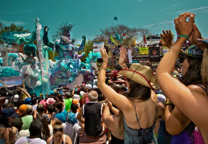 Panamá anunció extremar medidas ante la alarma mundial por coronavirus. Los carnavales no han sido suspendidos. Foto: Panamá América.