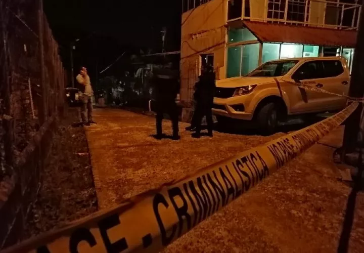 La Policía Nacional, ofreció una recompensa de $5,000 para todo aquel que ofrezca información que pueda permitir dar con los responsables del homicidio de un bebé de dos meses y sus padres asesinados en El Chumical.