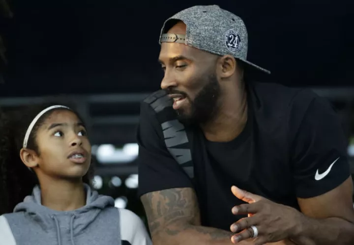 Kobe Bryant y su hija Gianna. Foto:AP