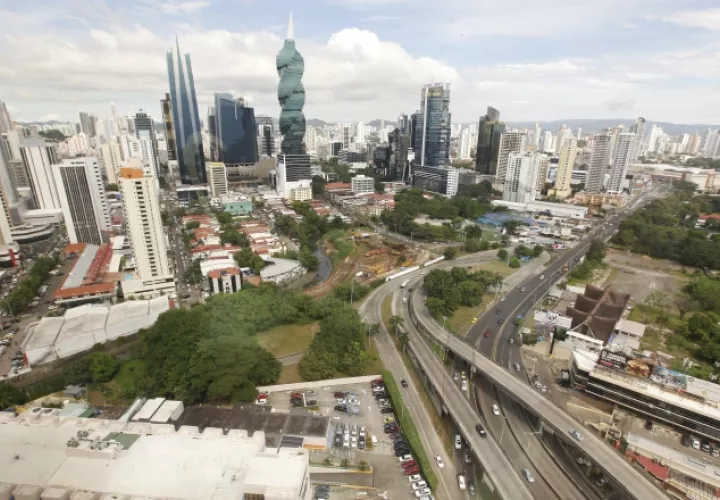 Se prevé que Panamá crecerá en el 2019 igual o a menor ritmo que el 2018. Archivo