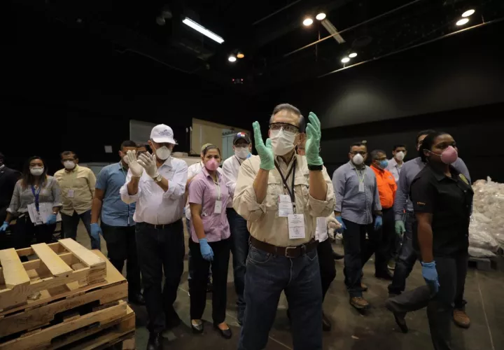El bono solidario se aumentará a $80 y se distribuirá a personas que estén sin trabajo. Foto: Presidencia de la República.