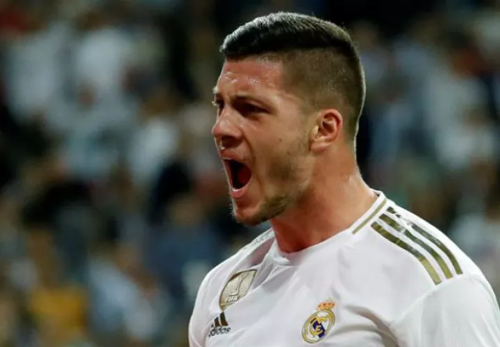 Luka Jovic juega su primera temporada en el Madrid. Foto EFE