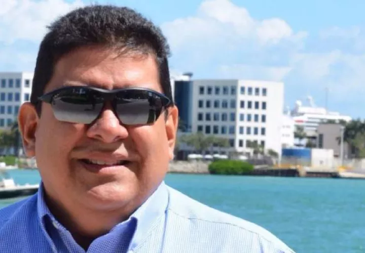 Entre los tres médicos fallecidos está el   que viajó a Puerto Rico a un festival de salsa.