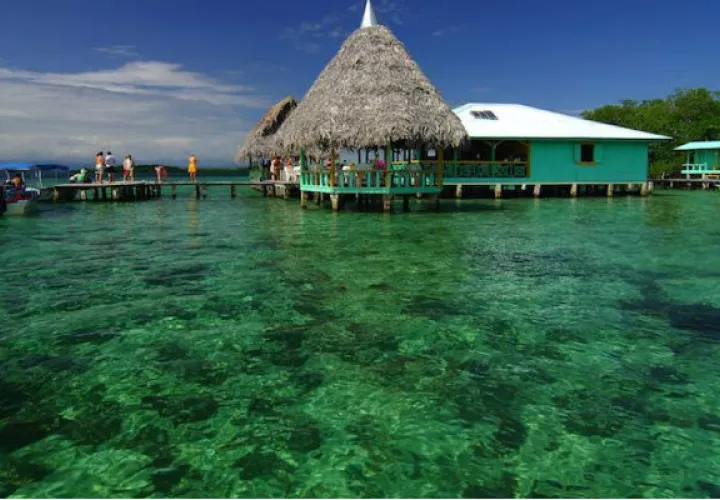 Para la provincia de Bocas del Toro se destinó $17.7 millones, que se emplearán en abastecimiento de agua potable, gestión de residuos sólidos, equipamientos turísticos, gestión urbana y desarrollo comunitario.