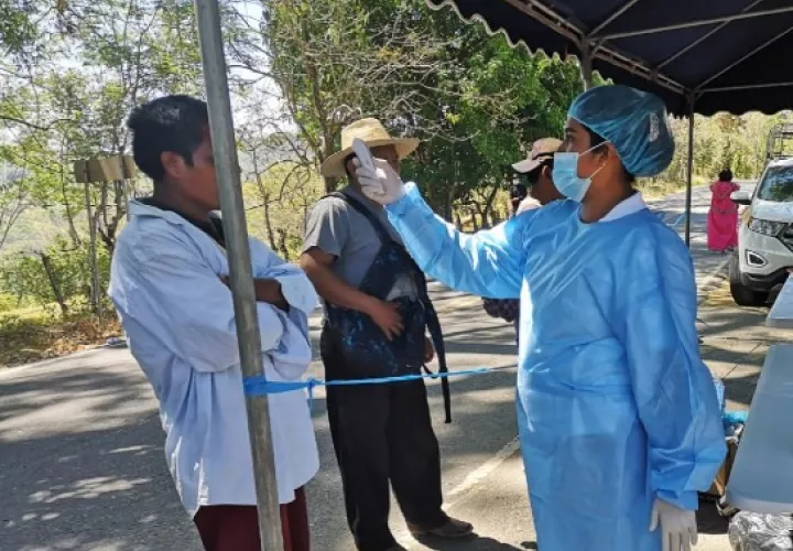 Las autoridades de salud siguen solicitando a la población guardar las medidas sanitarias.Foto/Mayra Madrid