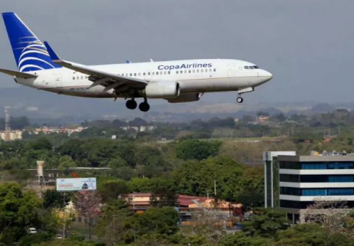  Pedro Heilbron, presidente ejecutivo de Copa Airlines, destaca que la empresa pese a que no ha tenido ingresos desde mediados del mes de marzo, se ha mantenido solidaria con todos los colaboradores haciendo el pago de salarios de la segunda quincena de marzo.