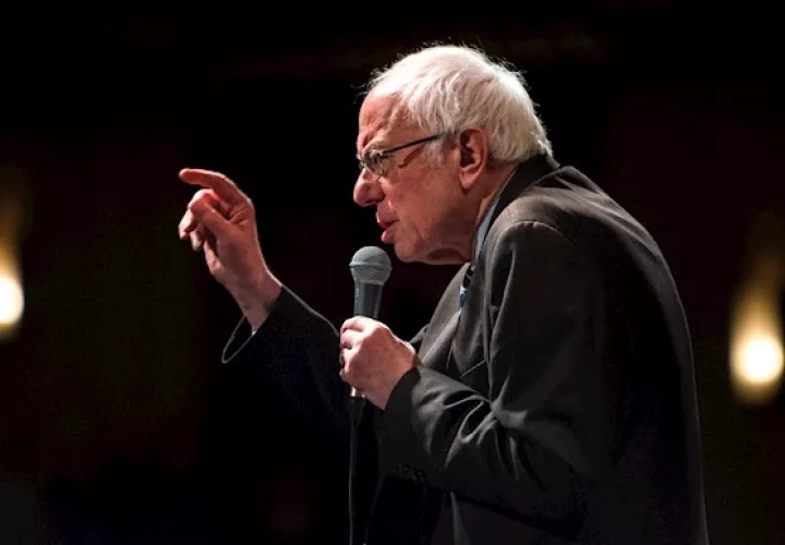 El senador Bernie Sanders, quien vio cómo su otrora fuerte ventaja en las primarias demócratas se evaporaba a medida que el establishment del partido se alineaba rápidamente detrás de su rival Joe Biden.