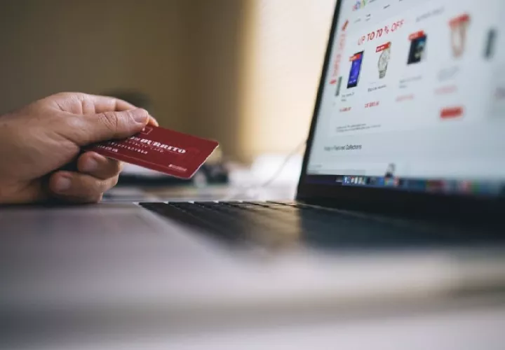Películas, compras y videojuegos en Internet: los riesgos de  seguridad durante los días de cuarentena