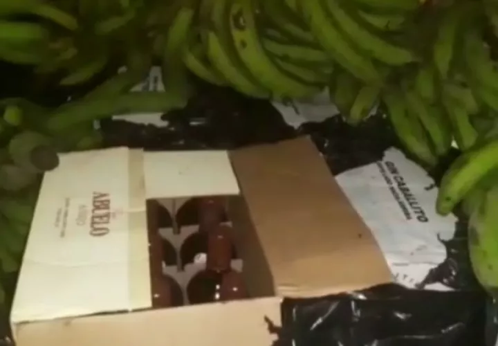 bocas_guaro_platanos.xxxjpg_1.jpg