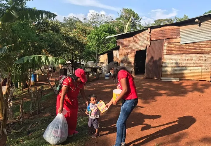 La ayuda a las comunidades indígenas para afrontar el COVID-19 ha llegado con el Plan Panamá Solidario.