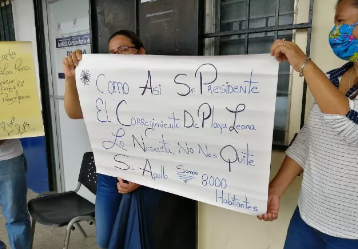 El concejal aseguró que no ha existido equidad por parte del Gobierno en la ayuda social. Fotos. Eric Montenegro.