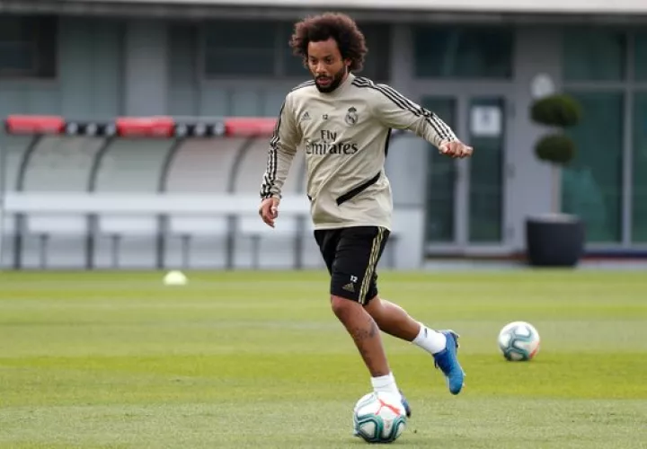 Marcelo en los entrenamientos de Real Madrid. Foto:@Real Madrid C.F.