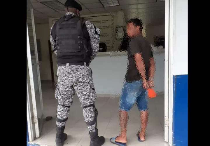 Presunta droga o "crack" fue incautado por los Linces al sujeto. Foto: Cortesía.