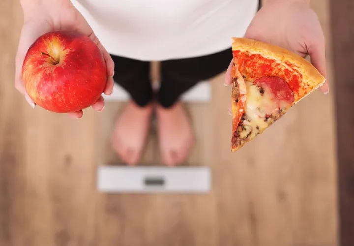 Si la mayor parte del tiempo su alimentación es saludable, no debe considerar a una porción de pizza como un desliz. EFE/Open Comunicación