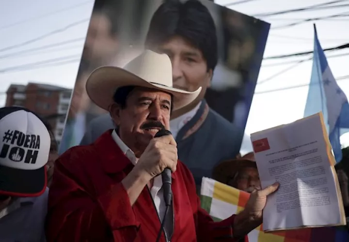 El expresidente de Honduras Manuel Zelaya. EFE/Gustavo Amador/Archivo