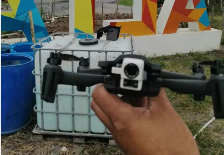 El drone se moviliza mucho más rápido, tiene mayor cobertura y entra a áreas de difícil acceso. Fotos: José Vásquez/Archivo