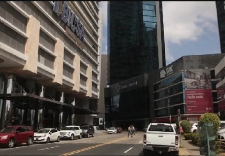 Un millón de clientes se han acogido a las moratoria lo que representa la suma de $27 mil millones. Archivo