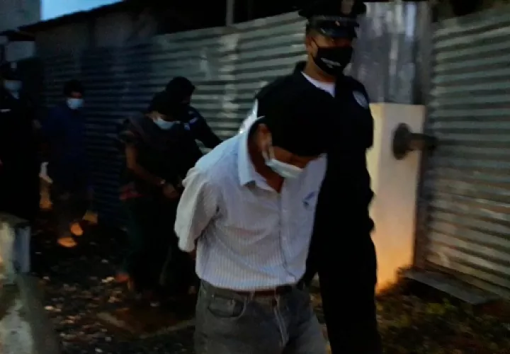 Los hombres fueron trasladados Centro Penal en el corregimiento de Chiriquí, y la mujer al centro de rehabilitación de Los Algarrobos en Dolega. FOTO/MAYRA MADRID