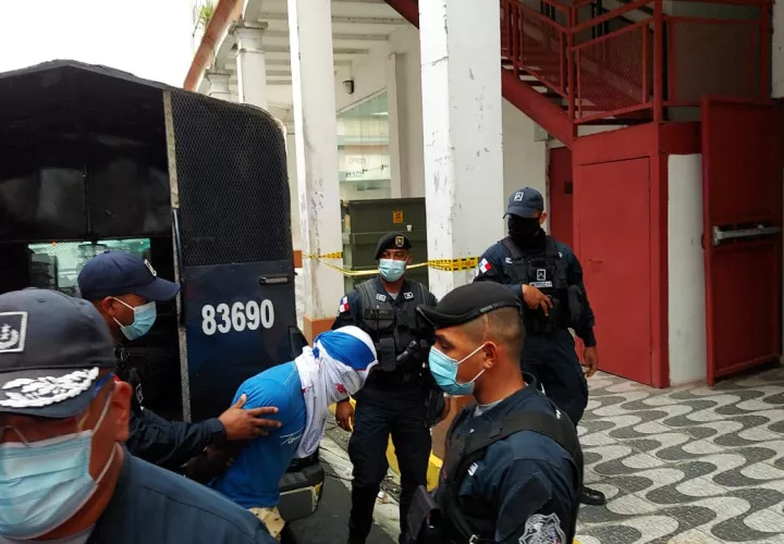 Desde su detención, ""Reycito" estuvo en las instalaciones de la  Policía Nacional en Colón.