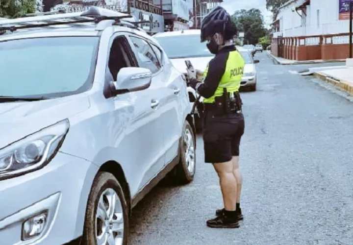 Pasar un cerco sanitario sin salvoconducto podría costar hasta $500.