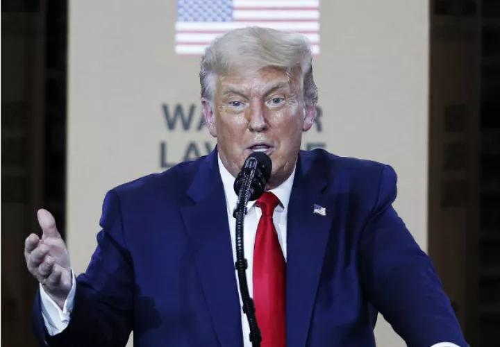 Vista del presidente Trump, en una pantalla con una publicación de la aplicación de TikTok, el 3 de agosto de 2020 en Shanghai (China). Fotos: EFE.