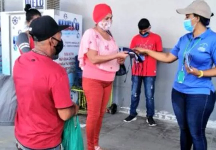 Unas 4,543 nuevas pruebas se han realizado para un 10.4 % de positividad. 