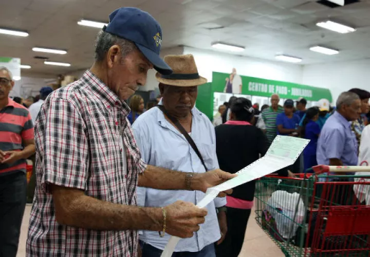 Paralelamente se mantiene la negociación de los Cepadem con vencimiento en los años 2020 y 2021.