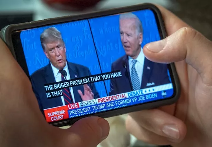 El anuncio de la decisión de la Comisión para los Debates Presidenciales tiene lugar después de que tanto el presidente Trump como numerosos funcionarios de la Casa Blanca hayan dado positivo de COVID-19.