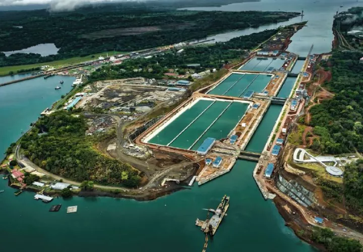 El informe incluye al Canal de Panamá como una de las organizaciones analizadas con lecciones aprendidas durante la pandemia. Foto/Archivo
