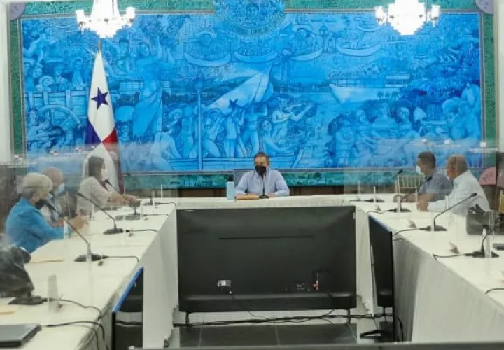 El mandatario exhortó a los diversos sectores a incorporarse a este  gran diálogo nacional.