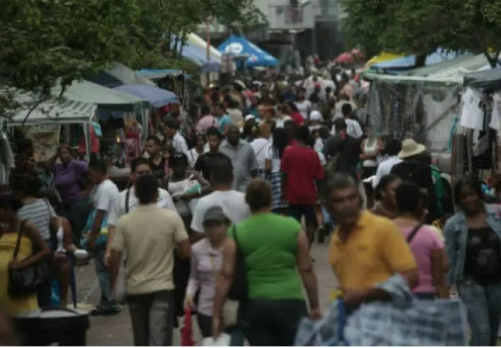 En medio de las reaperturas las empresas han estado llamando poco a poco a su personal.