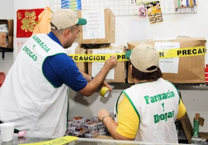 Farmacia y Drogas solicitó a la población tener cuidado.