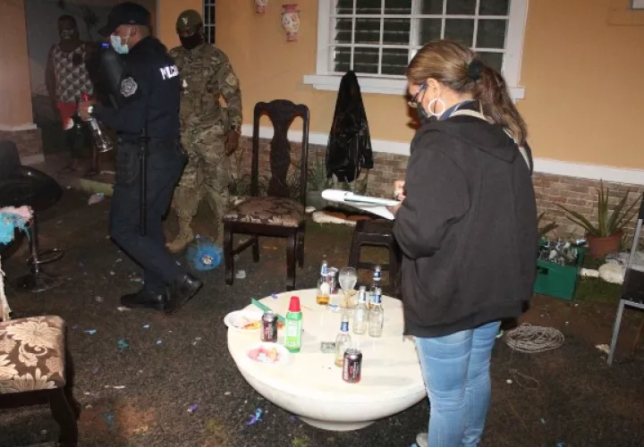 La Gobernadora de la provincia de Panamá Oeste, Sindy Smith, reveló que se instalarán punto de control en puntos estratégicos de cada distrito, por parte de la Policía Nacional (PN).