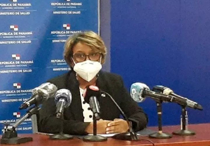 La viceministra de salud, Ivette Berrio, ha estado al frente del tema de las vacunas.
