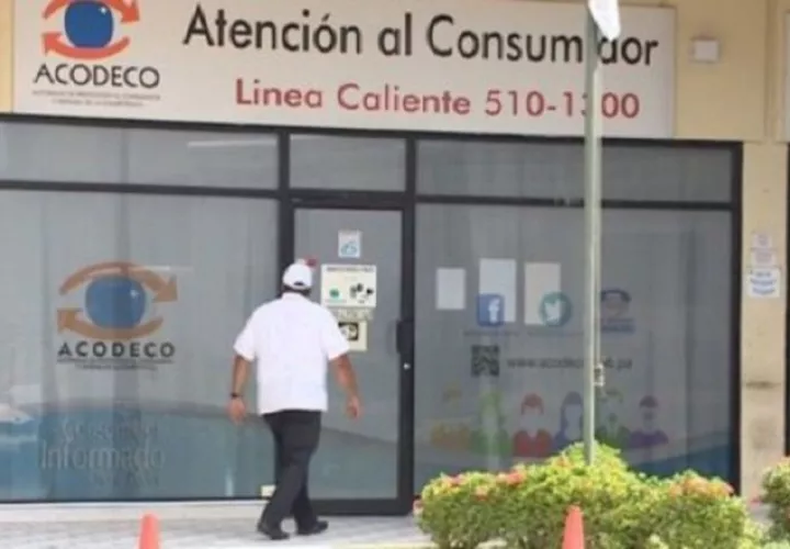 Este es un tema del que se recibe muchas quejas, pero en el que no puede intervenir la entidad. Archivo