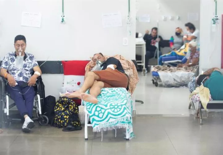 Registro de personas al ser atendidas en el hospital Pronto Socorro, en Brasilia. EFE