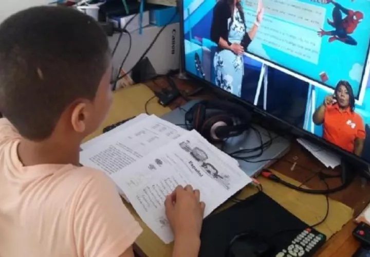 Este primer trimestre las clases se darán a distancia, algunos darán las clases de manera virtual y otros por módulos.