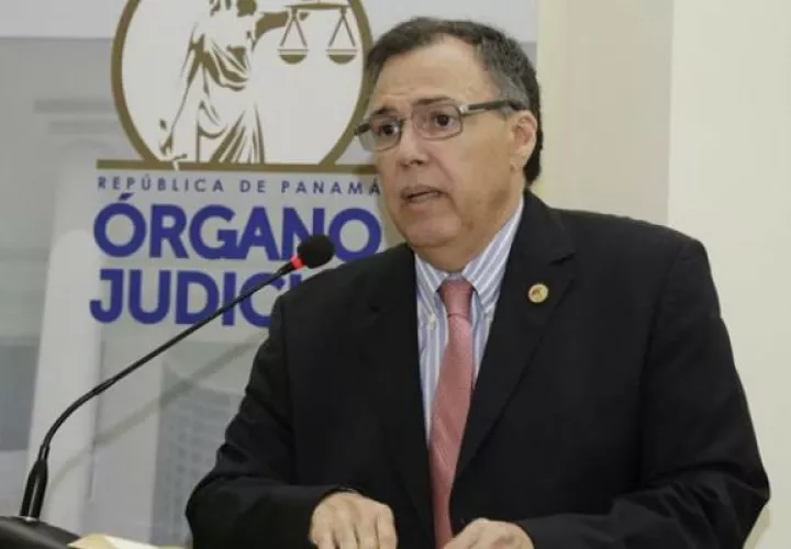 Luis Ramón Fábrega es el presidente de la Corte Suprema de Justicia. 