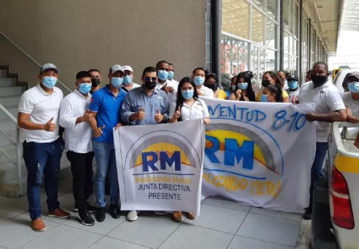Miembros de Realizando Metas. Foto: Víctor Arosemena