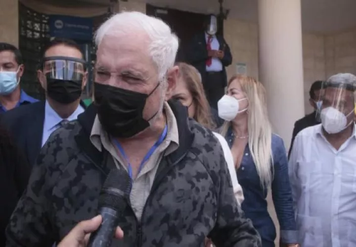 El expresidente Ricardo Marttinelli ha denunciado ser blanco de persecución política desde que dejó la Presidencia de la República.