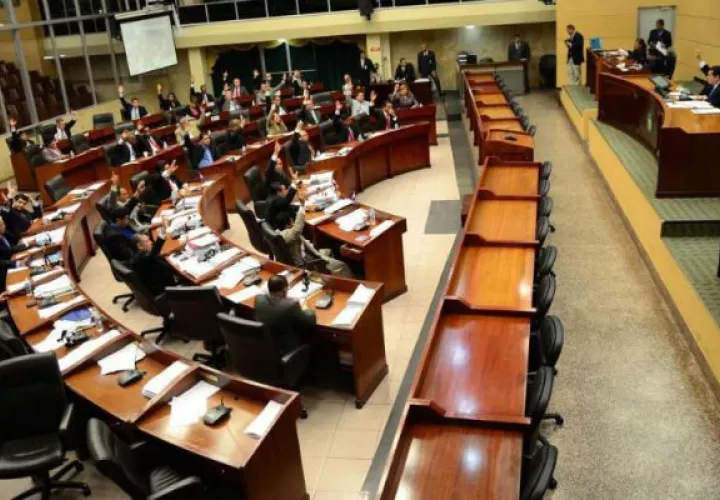 En la Asamblea Nacional hay varios procesos legales pendientes contra los magistrados de la Corte Suprema de Justicia.