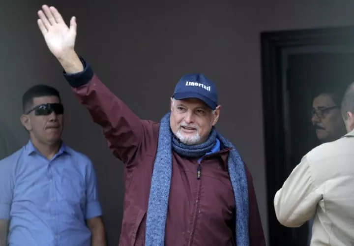 El expresidente Ricardo Martinelli ha denunciado desde el principio que este proceso ha estado lleno de violaciones penales. Foto: Archivo