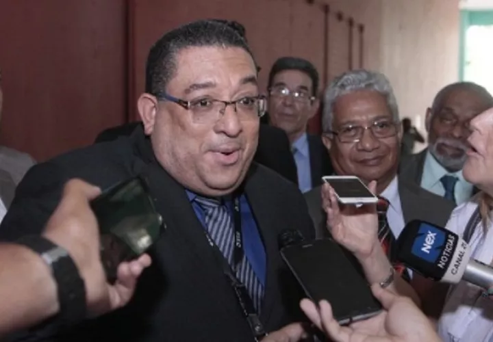 Ricaurte González, fiscal en el caso pinchazos, ha sido duramente cuestionado por sus actuaciones en este proceso.