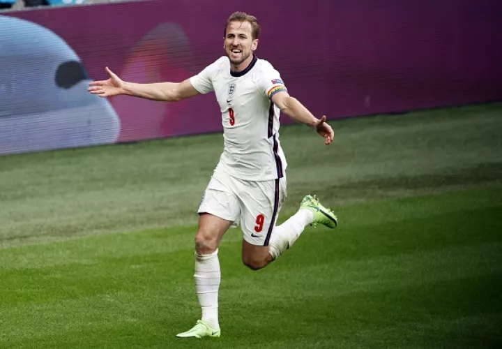 Inglaterra sentenció su pase a los cuartos de final, donde espera el ganador del Dinamarca-República Checa. Foto: EFE